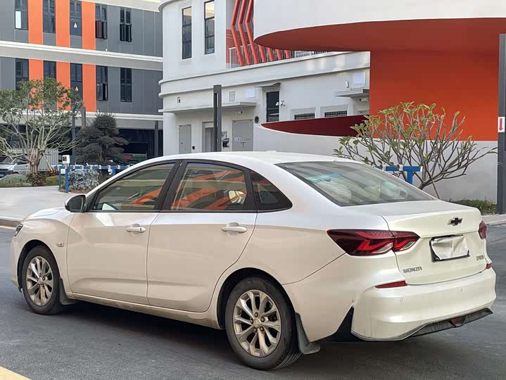 Фото 7 - Chevrolet Monza