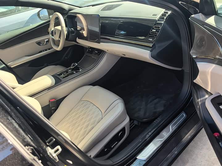 Фото 8 - BYD Han