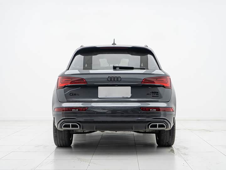 Фото 5 - Audi Q5L