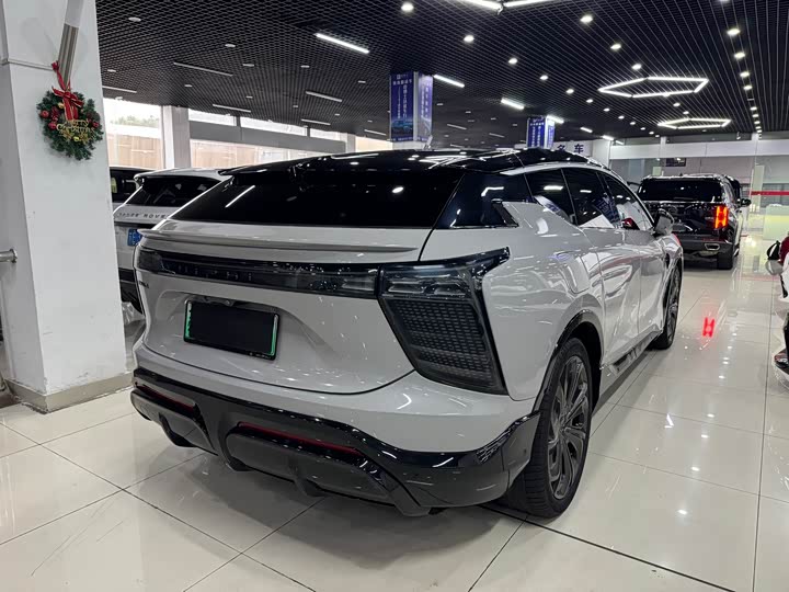 Фото 5 - HiPhi X