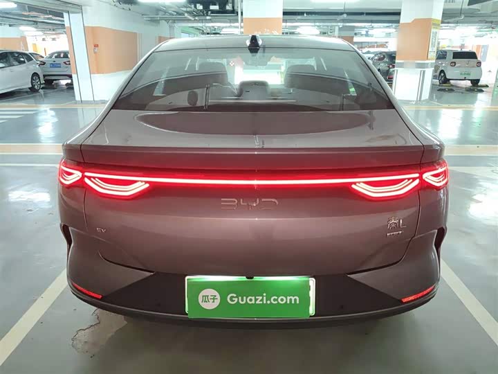 Фото 6 - BYD Qin L