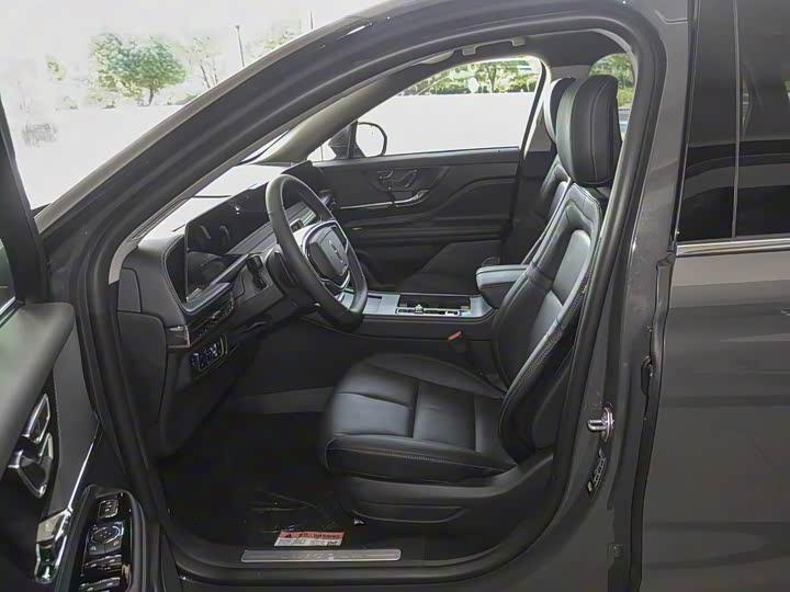 Фото 7 - Lincoln Corsair