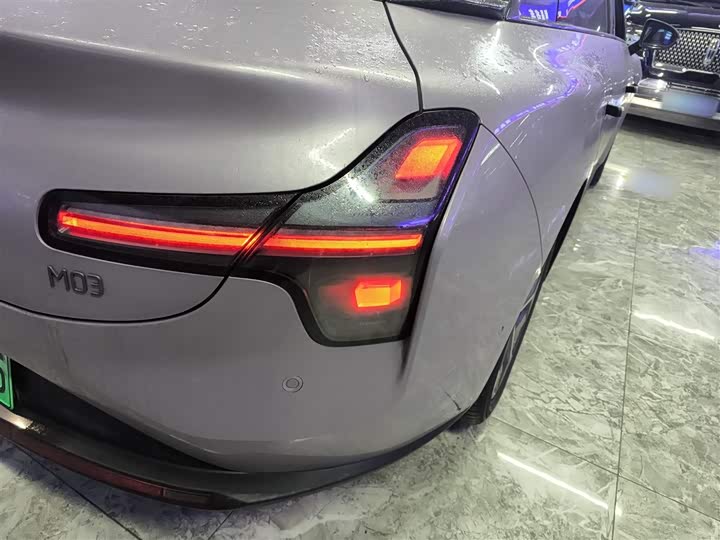 Фото 8 - XPeng Mona M03