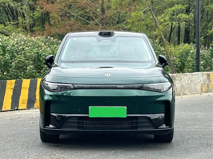 Фото 2 - Leapmotor C10