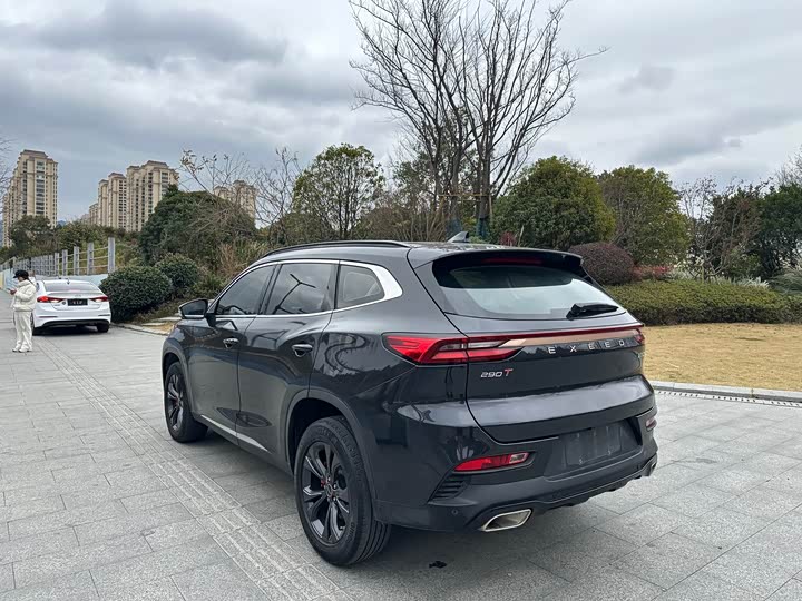 Фото 6 - Exeed TX