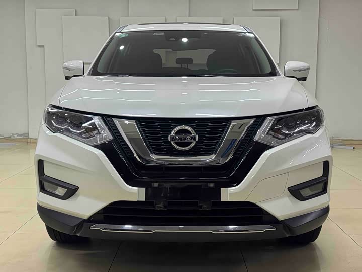 Фото 2 - Nissan X-Trail