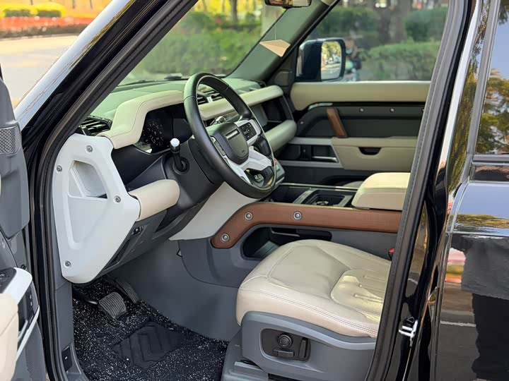 Фото 4 - Land Rover Defender