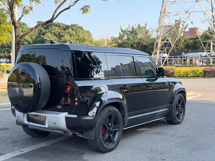 Фото 7 - Land Rover Defender