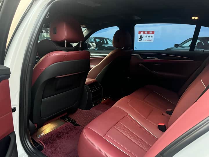 Фото 7 - BMW 5 Series