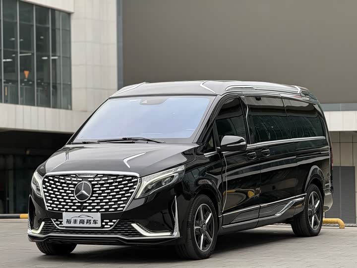 Фото 1 - Mercedes-Benz V-Class