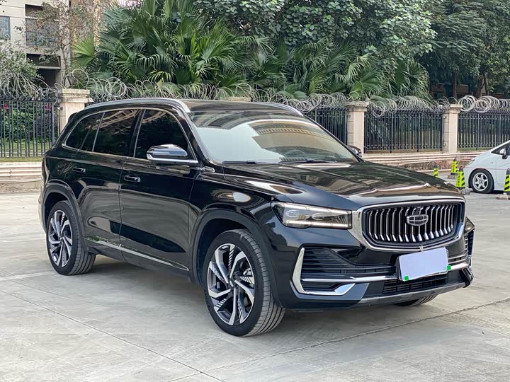 Фото 3 - Geely Monjaro