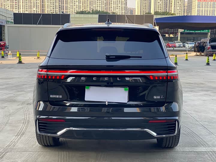 Фото 6 - Geely Monjaro