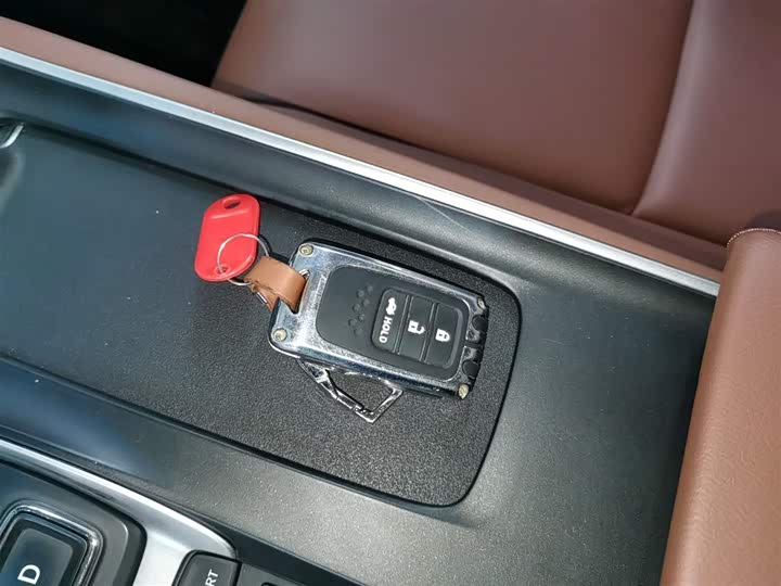 Фото 6 - Honda Inspire