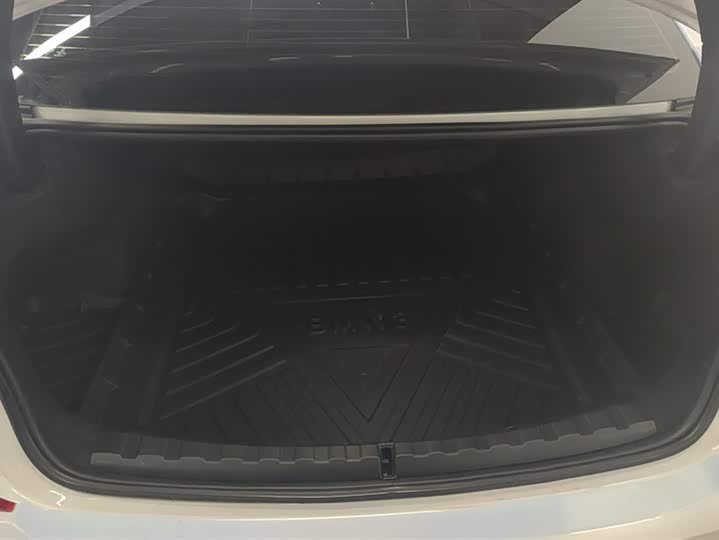 Фото 4 - BMW 3 Series