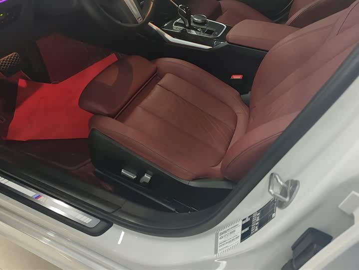 Фото 9 - BMW 3 Series