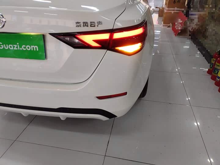 Фото 8 - Nissan Sylphy