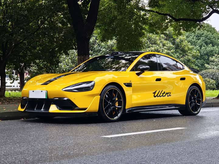 Фото 1 - Xiaomi SU7 Ultra