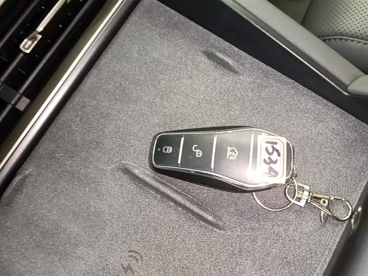 Фото 9 - BYD Qin Plus