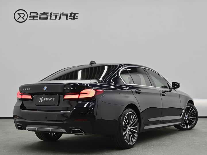 Фото 4 - BMW 5 Series