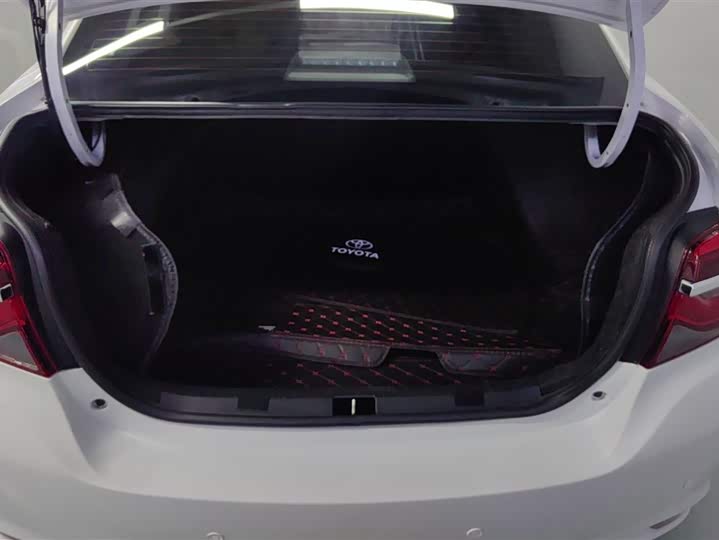 Фото 4 - Toyota Vios