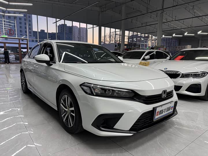 Фото 3 - Honda Civic