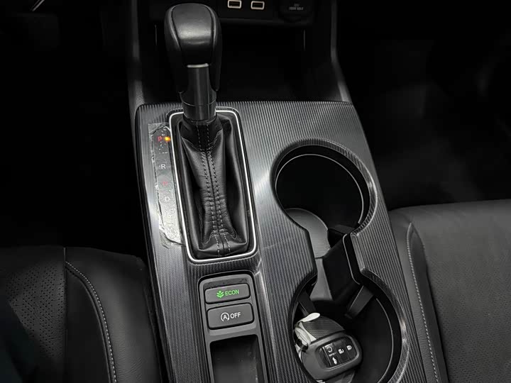 Фото 8 - Honda Civic