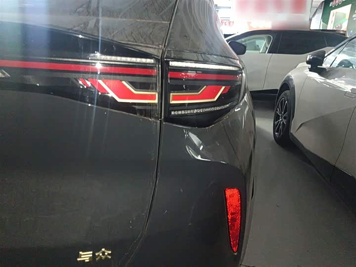 Фото 8 - Volkswagen ID.Unyx