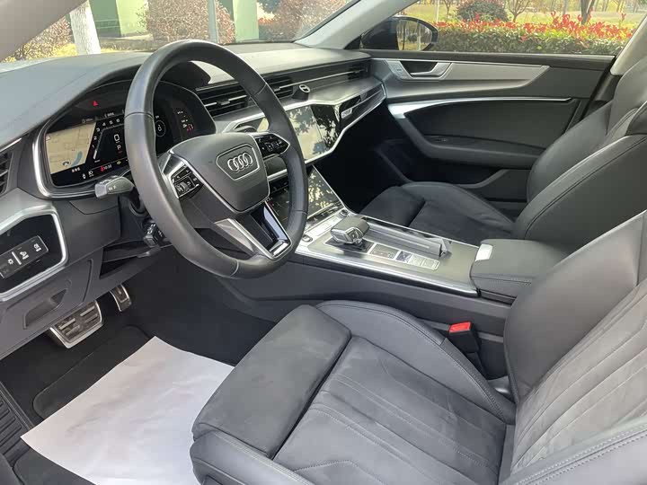 Фото 3 - Audi A7
