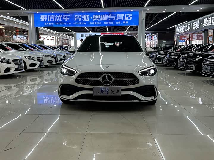 Фото 3 - Mercedes-Benz C-Class