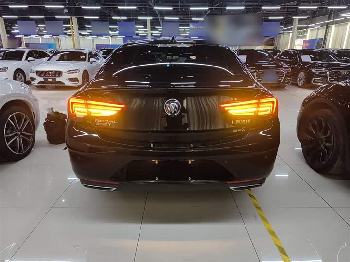 Фото 6 - Buick Regal