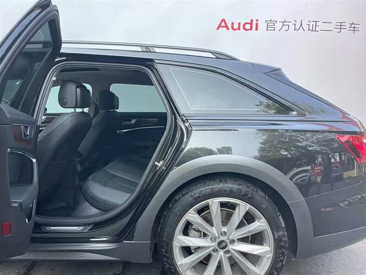 Фото 9 - Audi A6