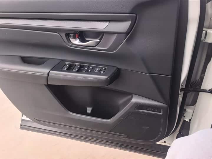 Фото 7 - Honda CR-V