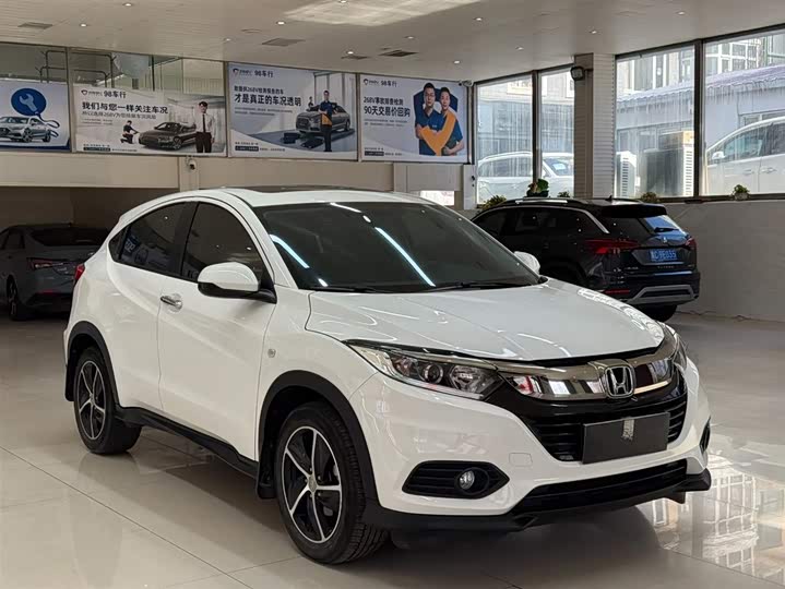 Фото 3 - Honda Vezel