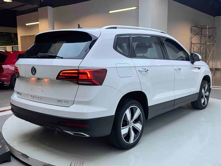 Фото 6 - Volkswagen Tharu