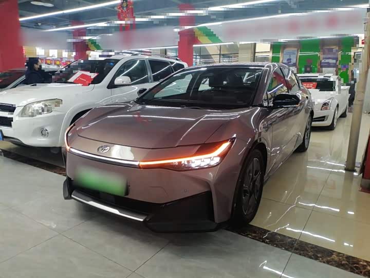 Фото 2 - Toyota bZ3