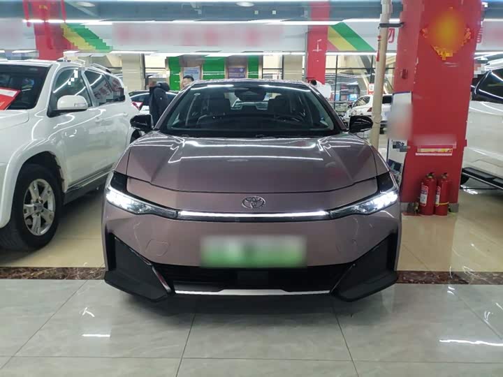 Фото 3 - Toyota bZ3