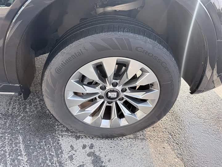 Фото 9 - Tank 500