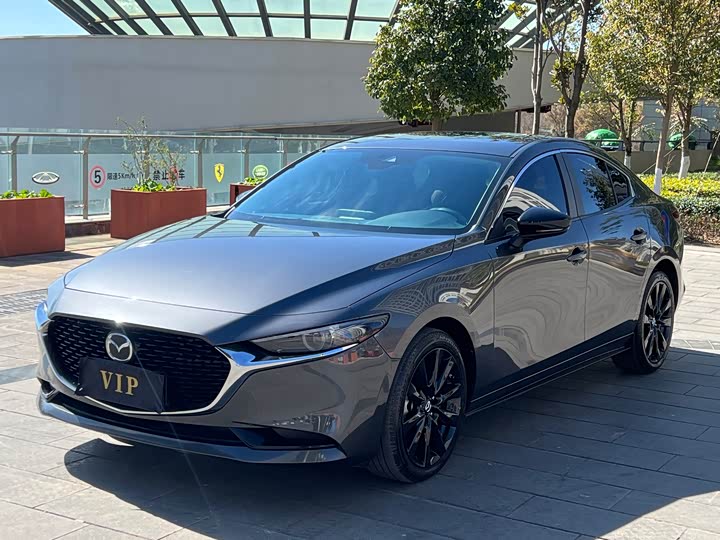 Фото 1 - Mazda 3 (Axela)