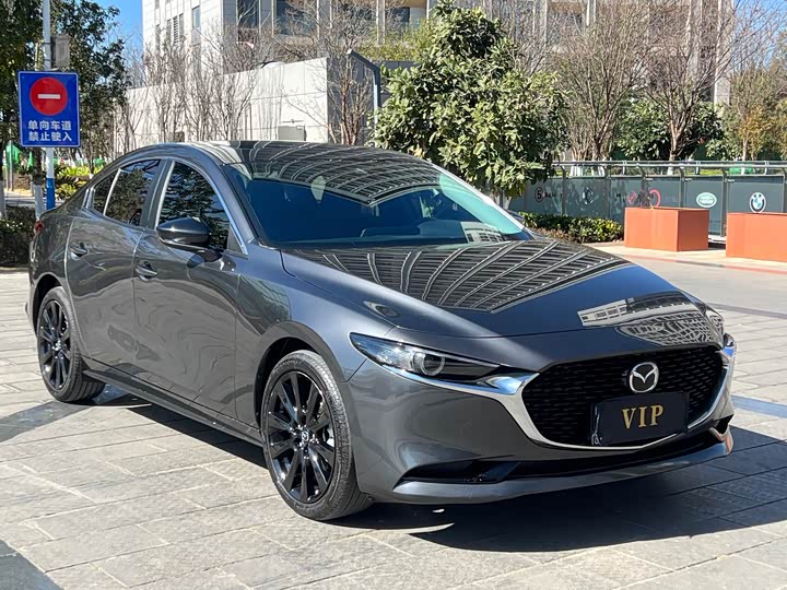 Фото 3 - Mazda 3 (Axela)