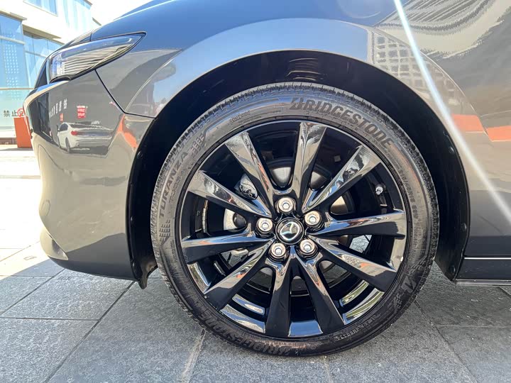 Фото 8 - Mazda 3 (Axela)