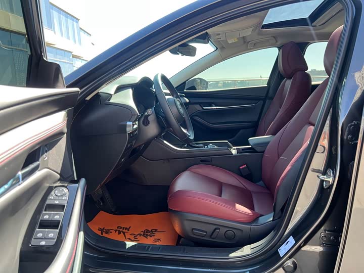 Фото 9 - Mazda 3 (Axela)