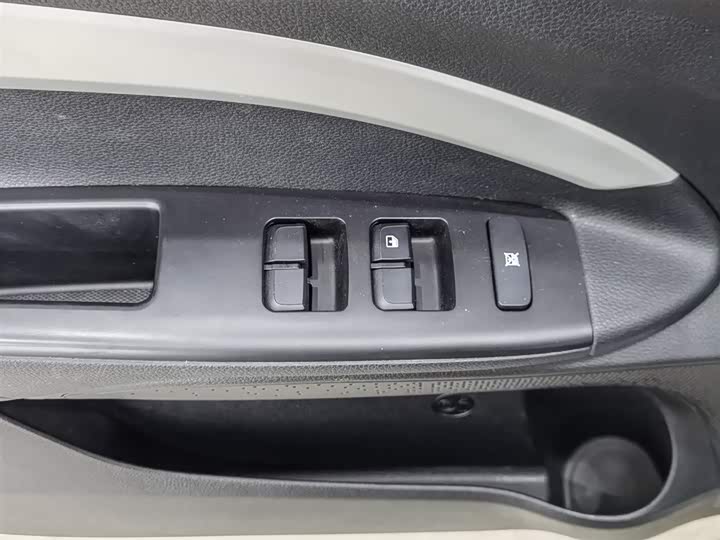 Фото 9 - Kia KX1