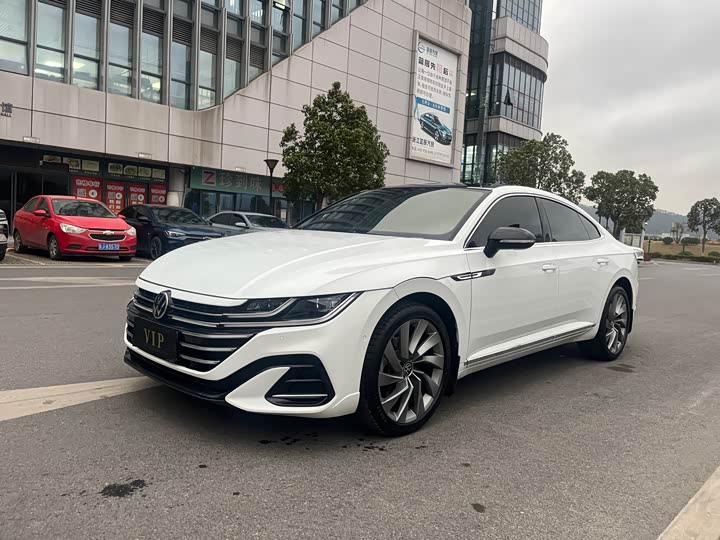 Фото 1 - Volkswagen CC