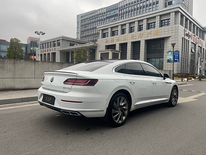 Фото 6 - Volkswagen CC