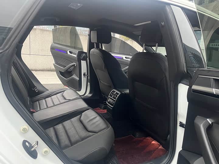 Фото 9 - Volkswagen CC