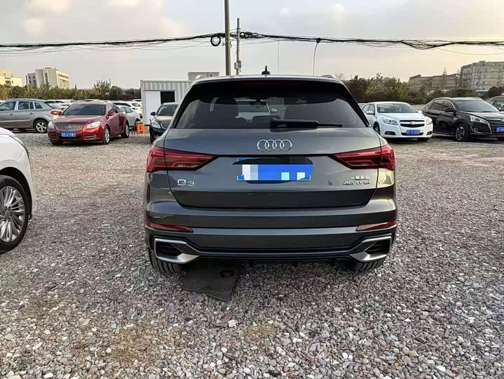 Фото 6 - Audi Q3