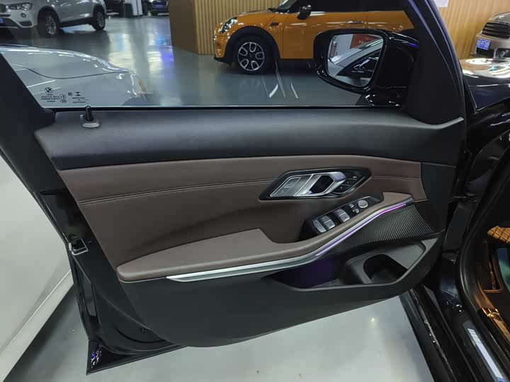 Фото 5 - BMW 3 Series