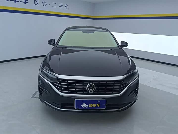 Фото 2 - Volkswagen Passat