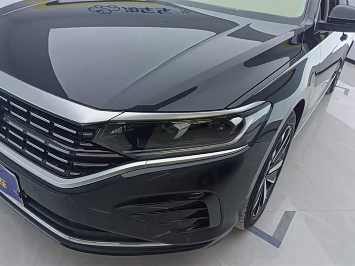 Фото 5 - Volkswagen Passat