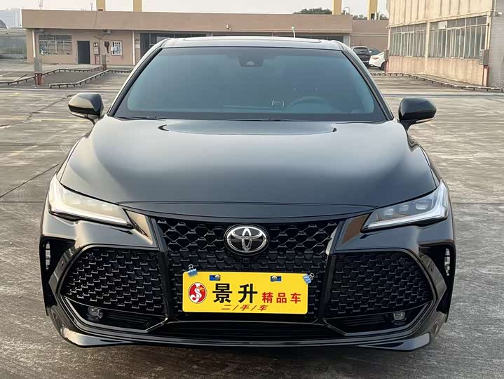 Фото 2 - Toyota Avalon